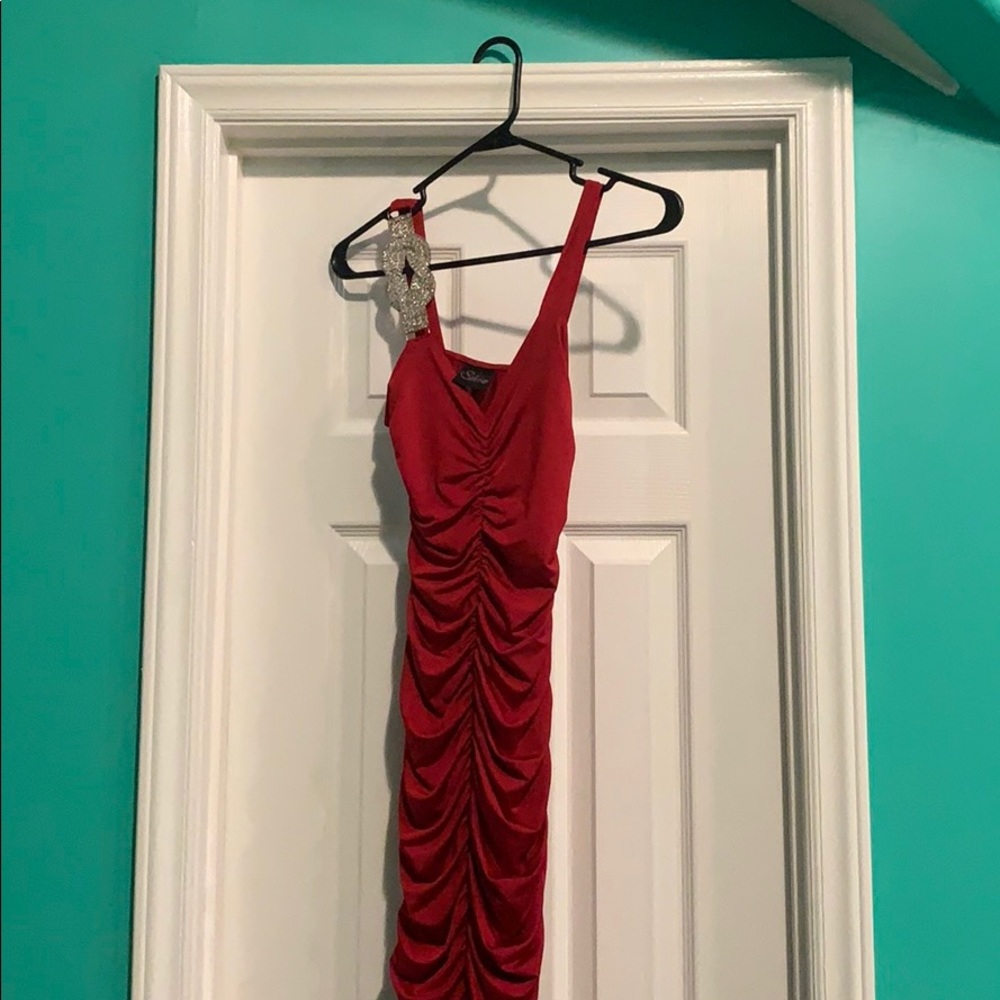Mermaid style red prom dress